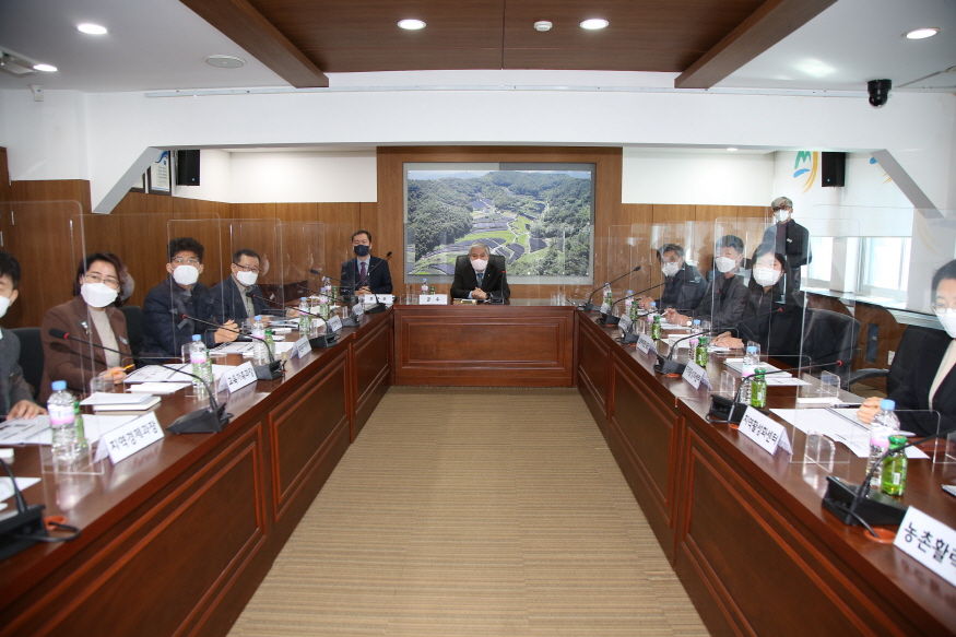 [크기변환]0225 농업정책실 - 금산군, 농촌신활력플러스사업 기본계획 수립 보고회 개최.JPG