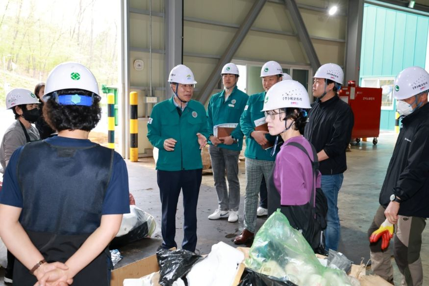 [사진6] (17일) 민선 8기 주요사업 현장점검…안전소통 3단계 추진-6.jpg